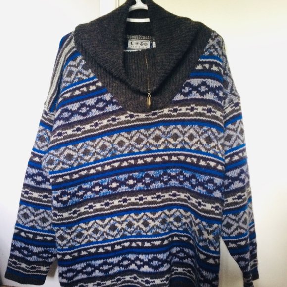 Cozy Aztec Ice Fire Sweater - Picture 3 of 3